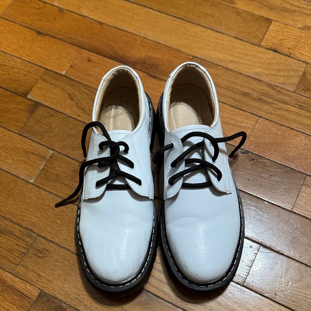 Classic White Leather Shoes